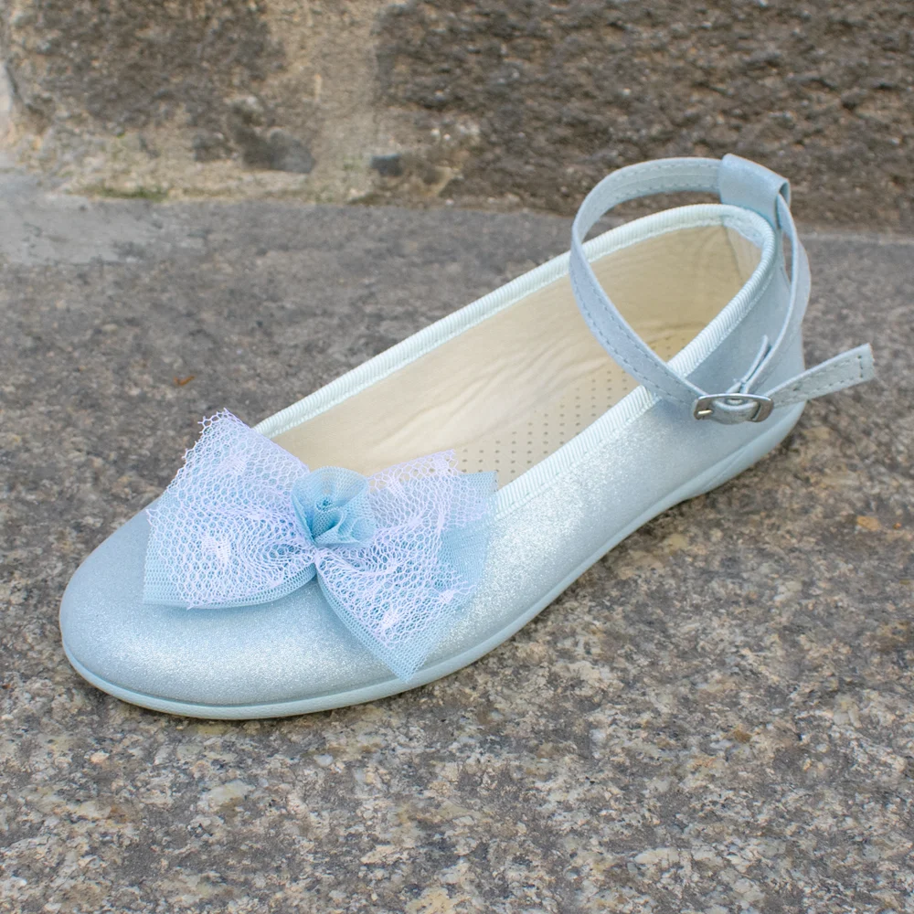 Bailarinas azules con lazo de tul azul Bailarinas azules con lazo de tul azul
