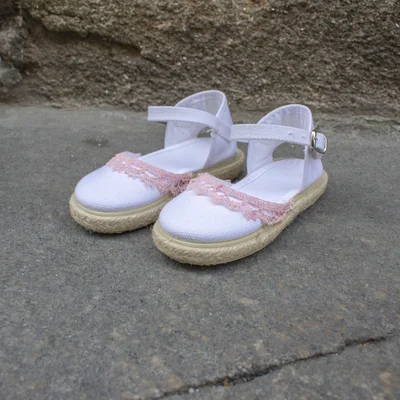 Alpargata para niña con encaje rosa Alpargata para niña con encaje rosa