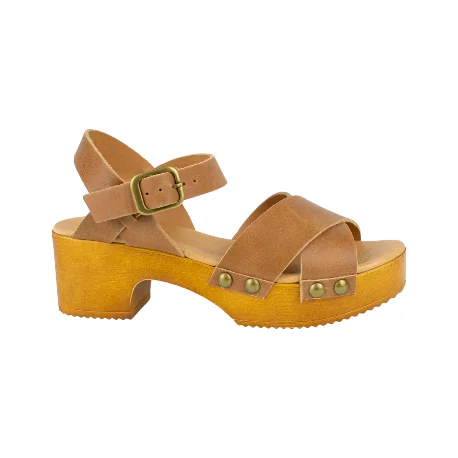 Sandalia tipo zueco para mujer marca Help The Trees en marron