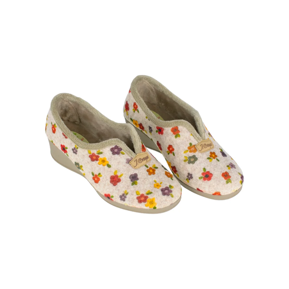 Zapatilla,J.Ortega,Modelo,1842,Flores,Foto1