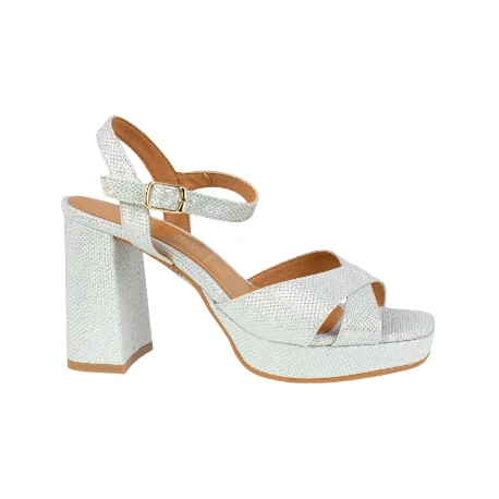 Sandalia de plataforma y tacon marca Daniela Vega modelo 2253 blanco