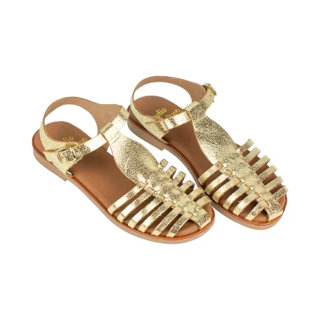 Sandalia dorada plana para mujer marca Studio Scarpe