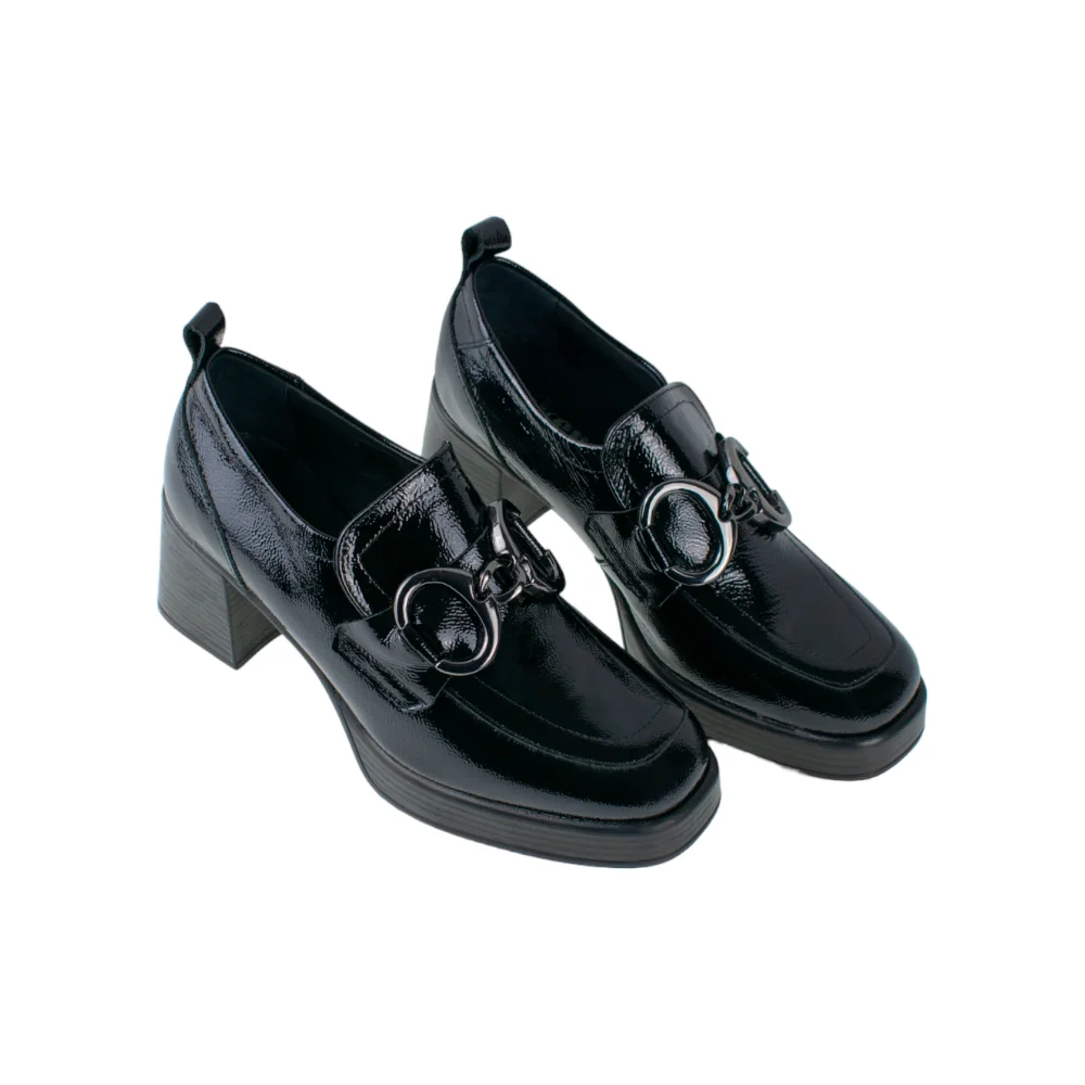 Zapato, mujer, marca wikers, modelo, e-138, negro