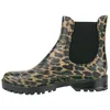 Botín de Agua Goma Plano Ideal Shoes 2781