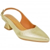 Zapato Salón Dorado Destalonado Tacón Bajo y Ancho Daniela Vega 2618 V