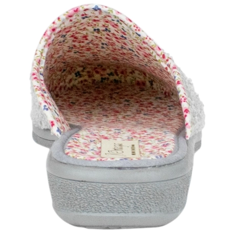 Zapatilla Casa Abierta Rizo Gris Cuña Baja J.Ortega 3244-B