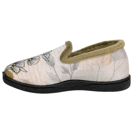 Zapatilla Cerrada Casa Plumaflex Mujer Beis Estampado Amapolas Plana 12215